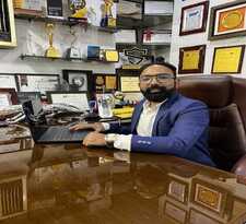 Vaibhav Kulshrestha Founder & CEO