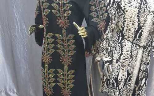 Dubai abaya clothing 